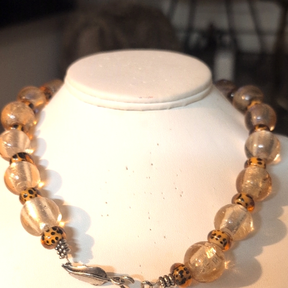 Lovely Venetian Glass Beaded Neck - Picture 2 of 4